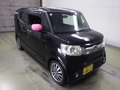 HONDA N-BOX SLASH