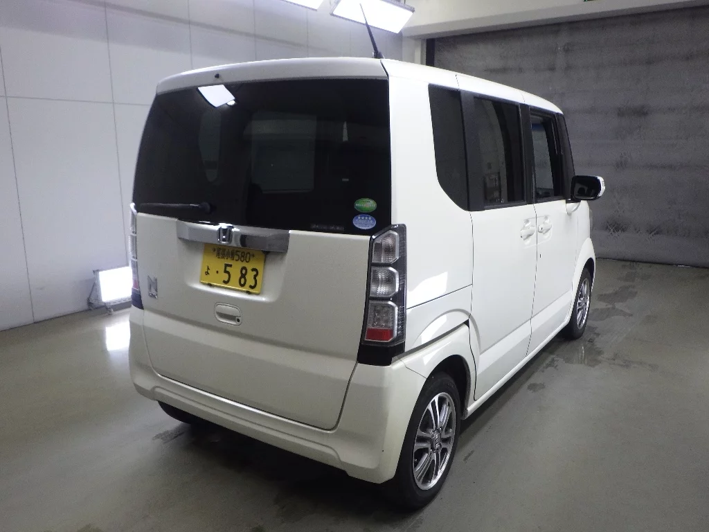 Honda N-Box  с аукциона в Японии