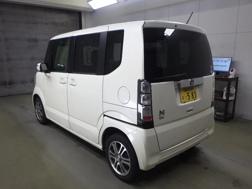 Honda N-Box  с аукциона в Японии