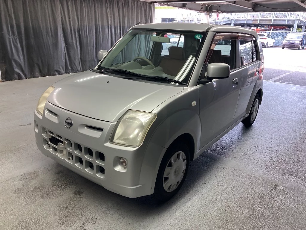 Nissan Pino  с аукциона в Японии