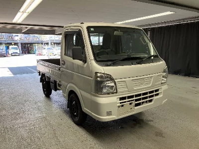 NISSAN NT100 CLIPPER