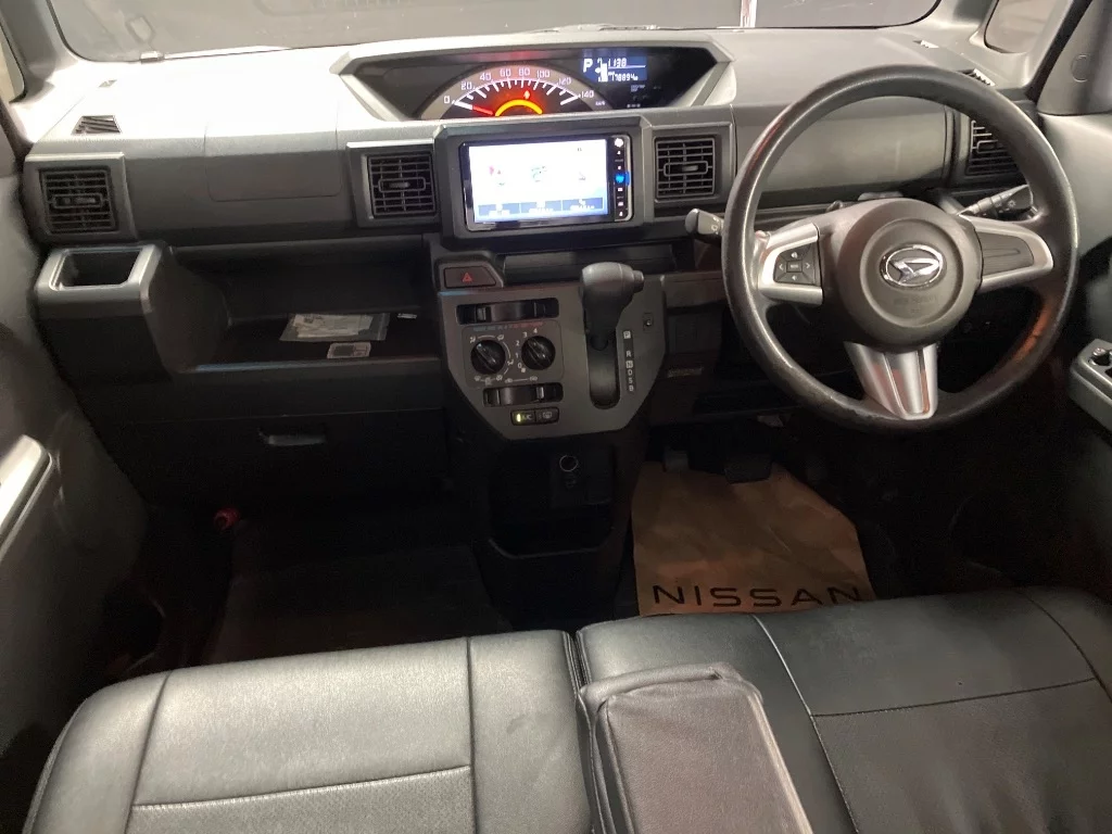 Daihatsu Wake  с аукциона в Японии
