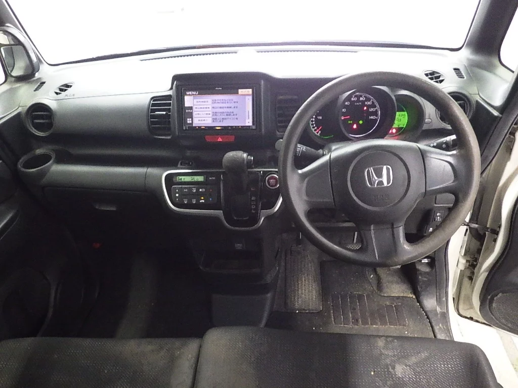 Honda N-Box  с аукциона в Японии