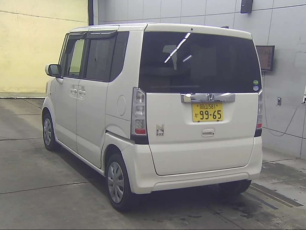 Honda N-Box  с аукциона в Японии