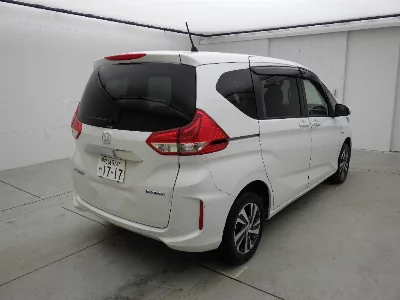 HONDA FREED+
