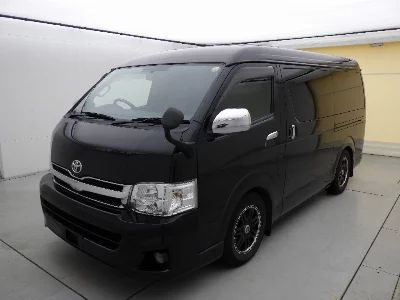 TOYOTA HIACE WAGON