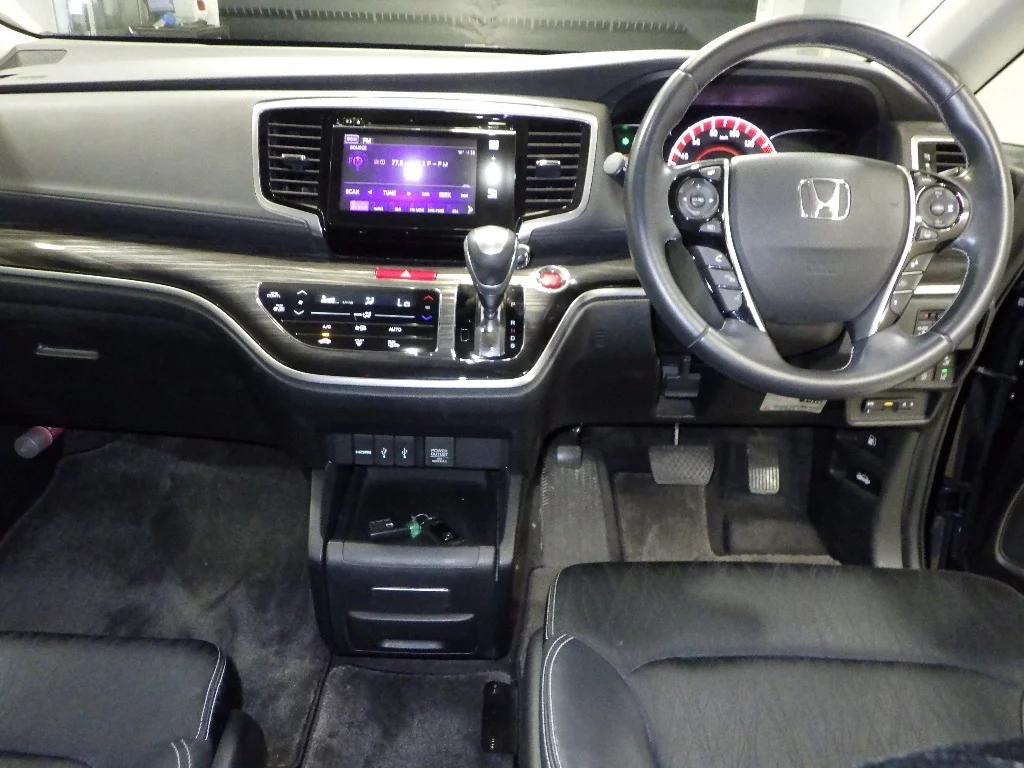Honda Odyssey  с аукциона в Японии
