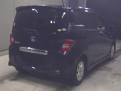 Honda Freed Spike