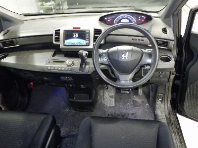 Honda Freed Spike