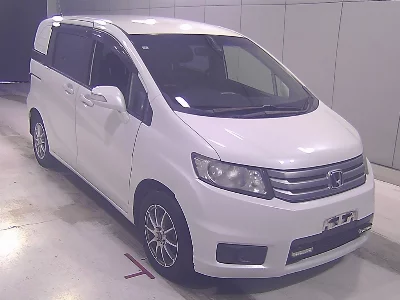 Honda Freed Spike