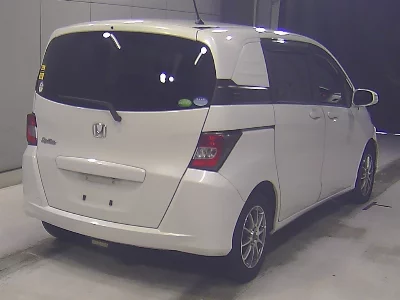 Honda Freed Spike