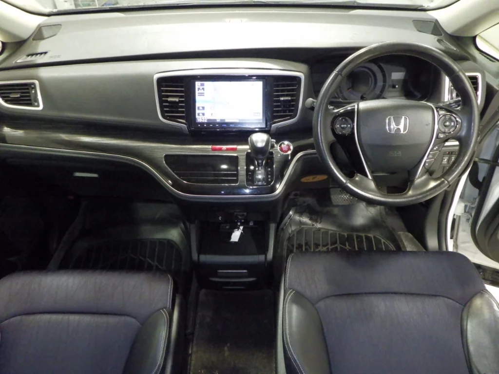 Honda Odyssey  с аукциона в Японии
