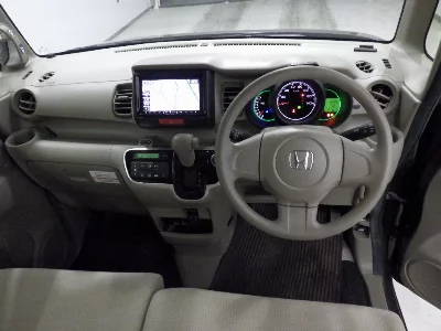 HONDA N BOX +