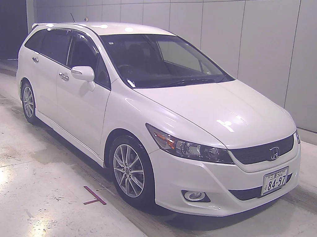 Honda Stream  с аукциона в Японии