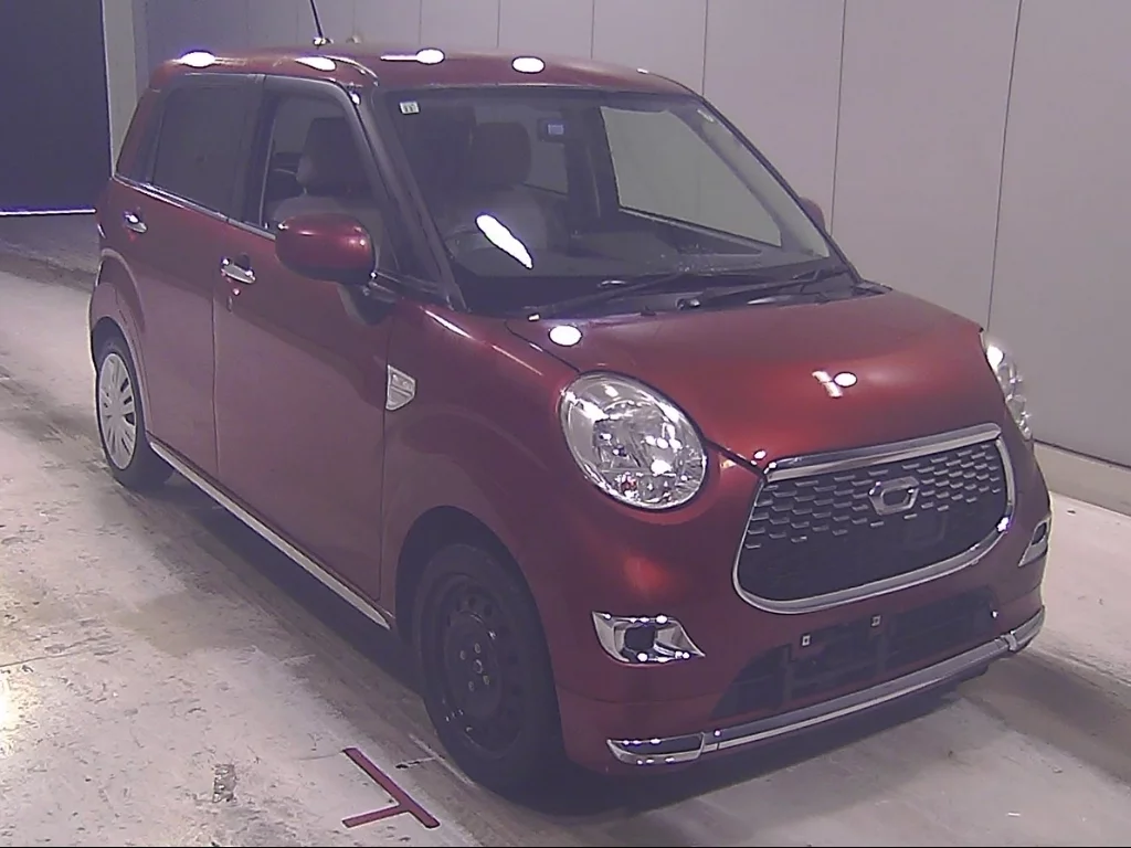 Daihatsu Cast  с аукциона в Японии