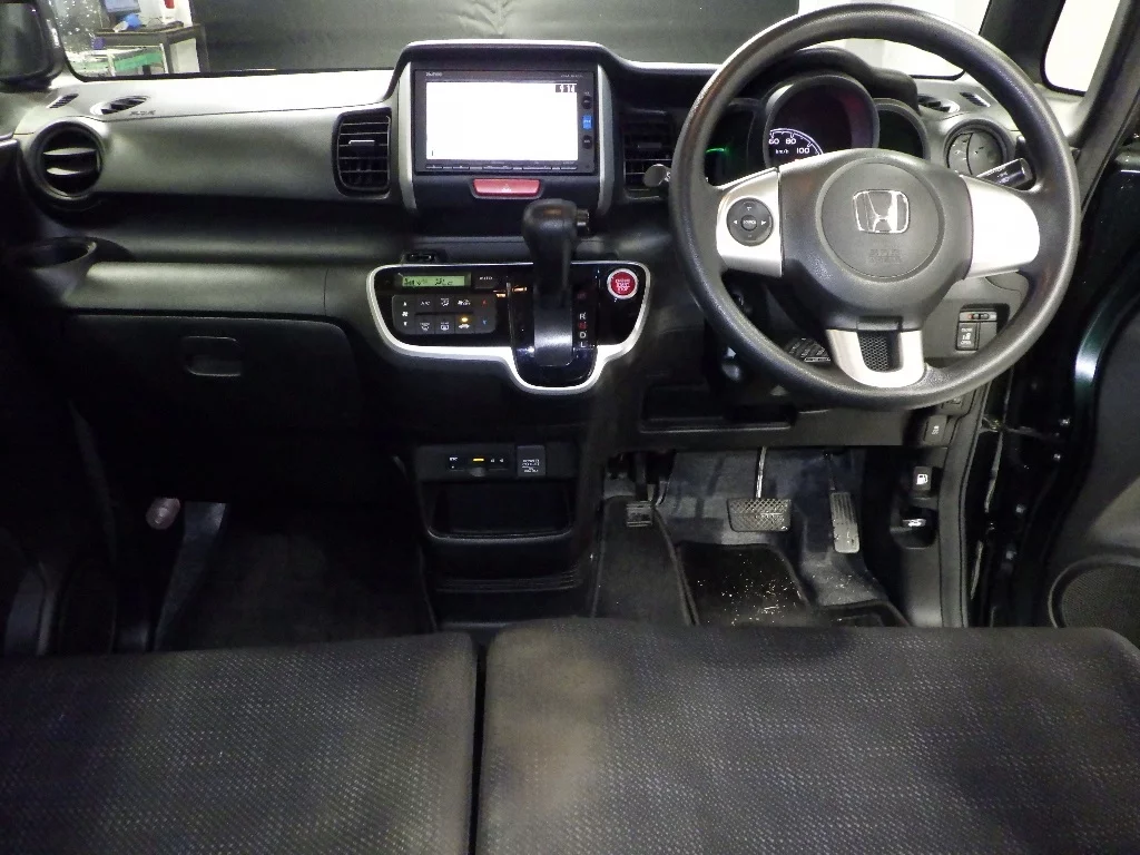 Honda N-Box  с аукциона в Японии