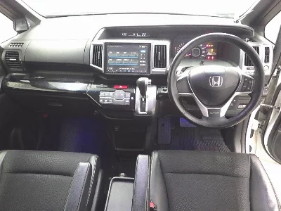 HONDA STEPWGN SPADA