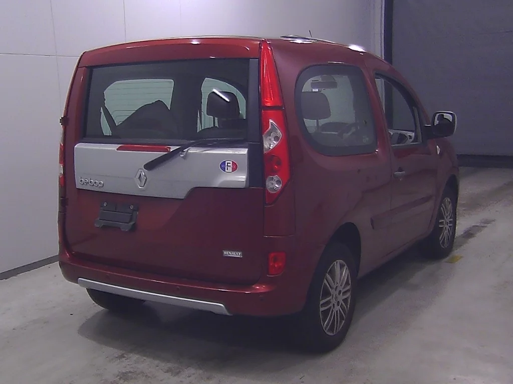 Renault Kangoo  с аукциона в Японии