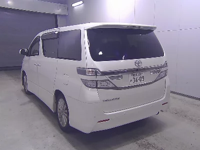 TOYOTA VELLFIRE