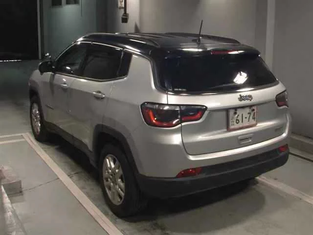 Jeep Compass  с аукциона в Японии