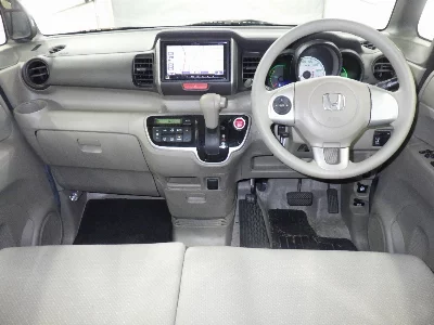 HONDA N BOX +