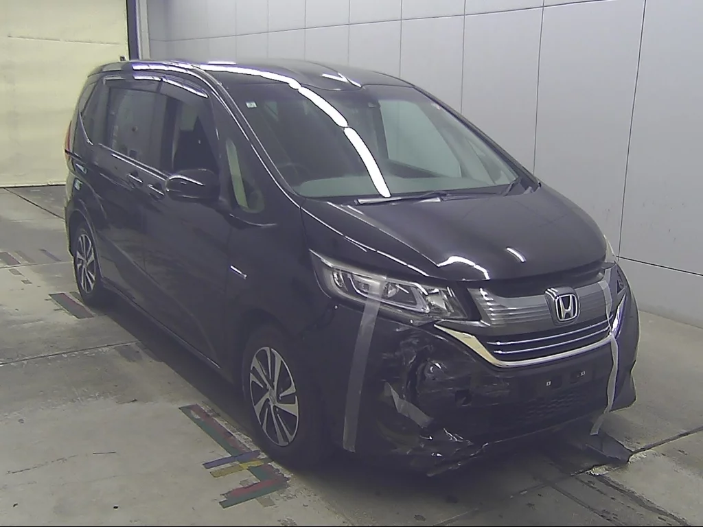 Honda Freed  с аукциона в Японии