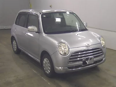 Daihatsu Mira Gino