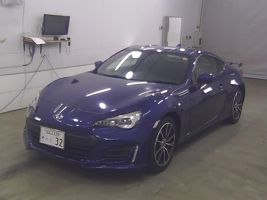 Subaru BRZ  с аукциона в Японии