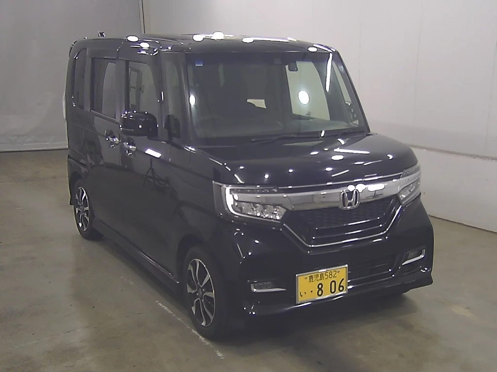 Honda N-Box  с аукциона в Японии