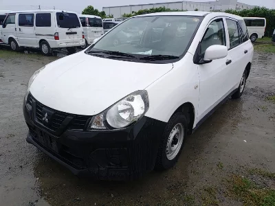 Mitsubishi LANCER CARGO