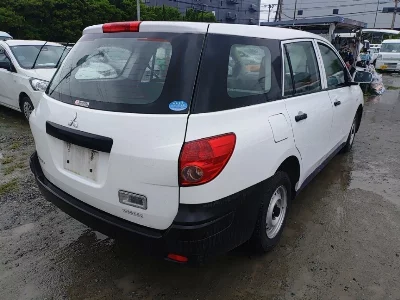 Mitsubishi LANCER CARGO