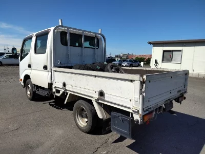 TOYOTA DYNA