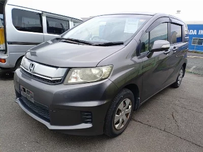 Honda Freed Spike