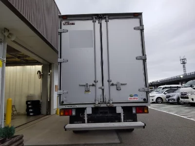 ISUZU ELF