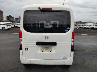 HONDA N-VAN