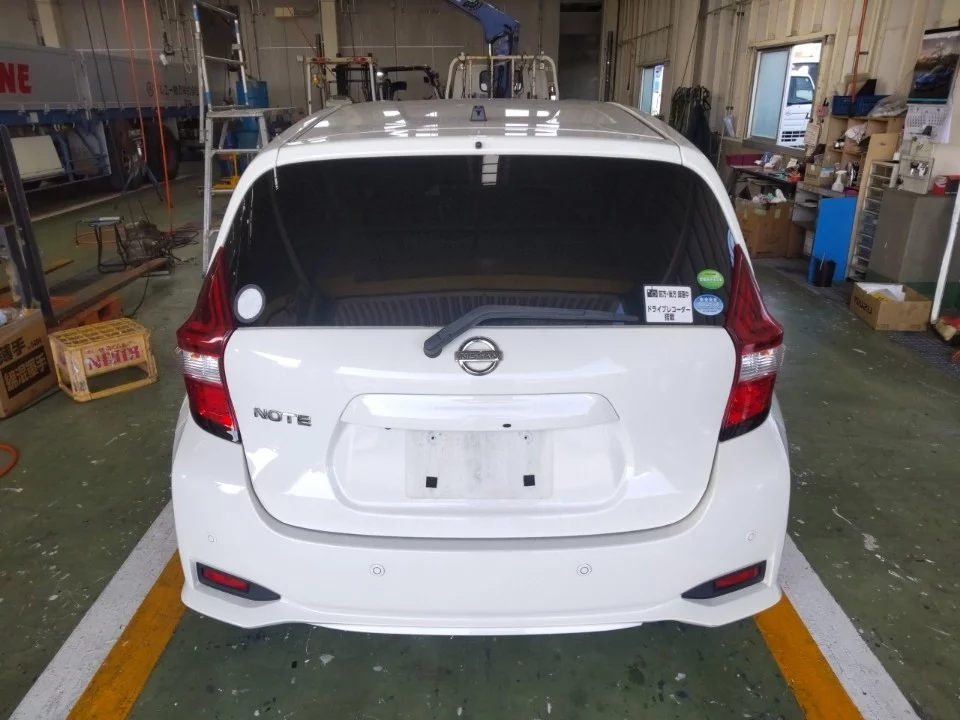 Nissan Note  с аукциона в Японии