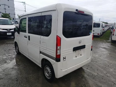 HONDA N-VAN