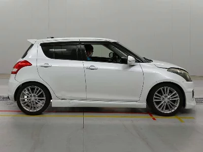 SUZUKI SWIFT SPORTS