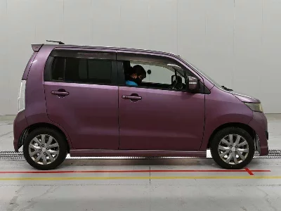 SUZUKI WAGON R STINGRAY
