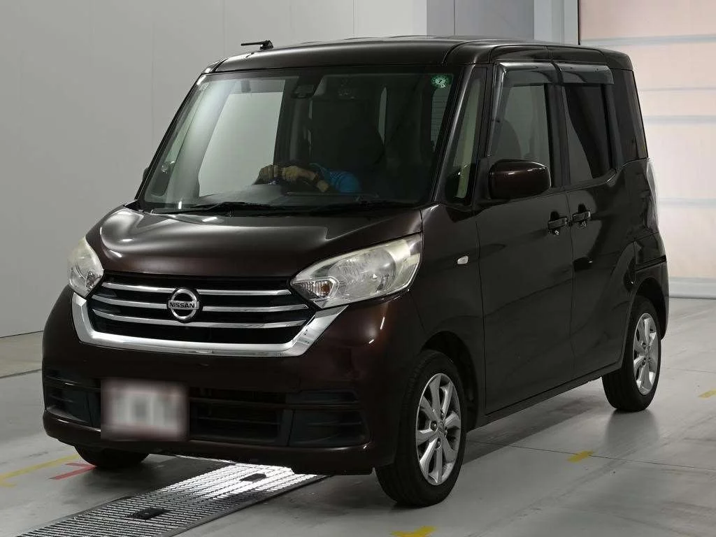 Nissan Dayz Roox 2017