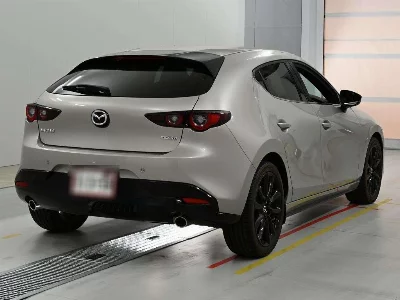 MAZDA MAZDA3 FASTBACK