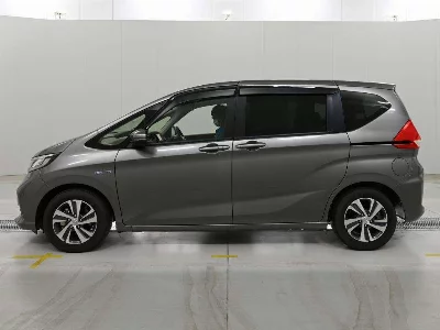 HONDA FREED HYBRID