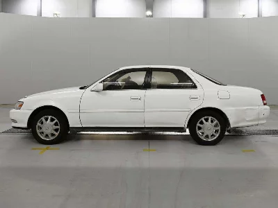 TOYOTA CRESTA