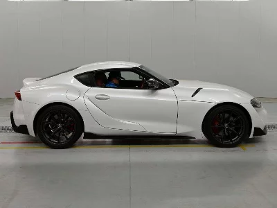 TOYOTA SUPRA