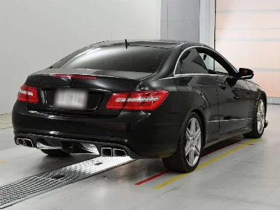 MERCEDES BENZ E CLASS