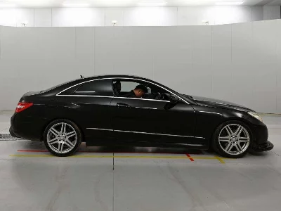 MERCEDES BENZ E CLASS