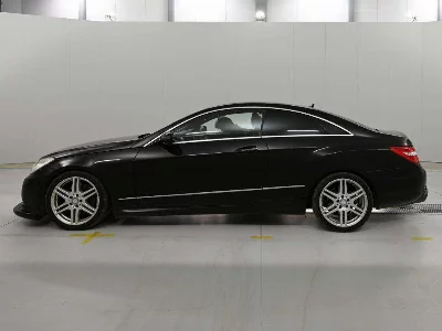 MERCEDES BENZ E CLASS