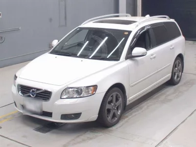 Volvo V50