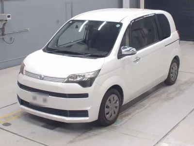 TOYOTA SPADE