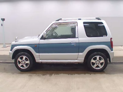 MITSUBISHI PAJERO MINI